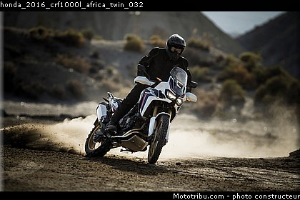 honda_2016_crf1000l_africa_twin_032.jpg