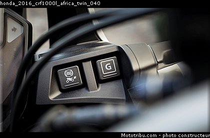 honda_2016_crf1000l_africa_twin_040.jpg