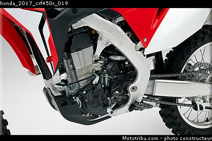 honda_2017_crf450r_019.jpg