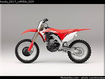 honda_2017_crf450r_029.jpg