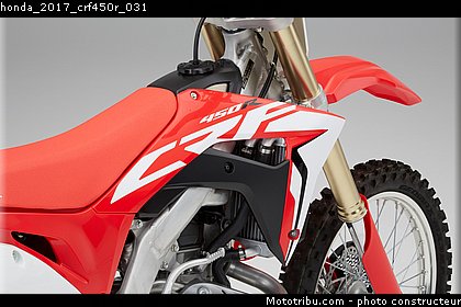 honda_2017_crf450r_031.jpg