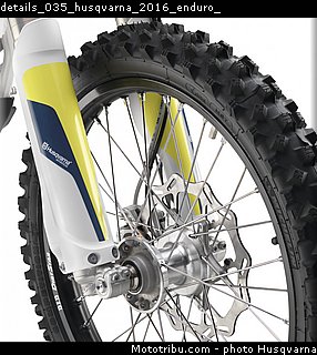 details_035_husqvarna_2016_enduro_.jpg