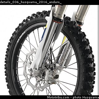 details_036_husqvarna_2016_enduro_.jpg