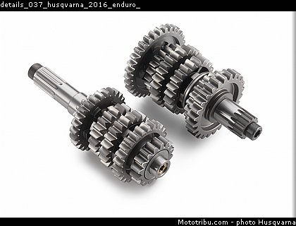 details_037_husqvarna_2016_enduro_.jpg