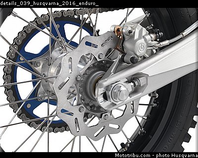 details_039_husqvarna_2016_enduro_.jpg
