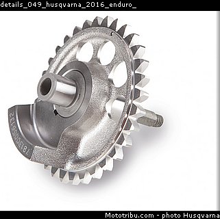 details_049_husqvarna_2016_enduro_.jpg