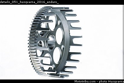 details_051_husqvarna_2016_enduro_.jpg