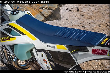 te_250_05_husqvarna_2017_enduro.jpg
