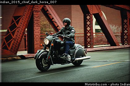 indian_2015_chief_dark_horse_007.jpg