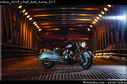indian_2015_chief_dark_horse_017.jpg
