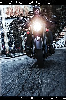 indian_2015_chief_dark_horse_023.jpg