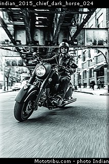 indian_2015_chief_dark_horse_024.jpg