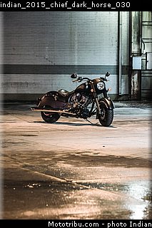 indian_2015_chief_dark_horse_030.jpg