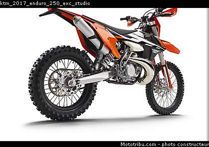 ktm_2017_enduro_250_exc_studio.jpg