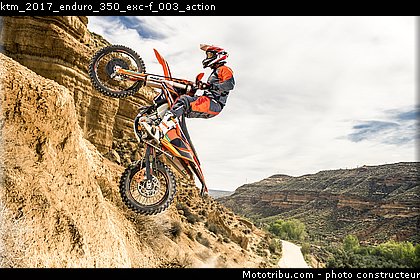 ktm_2017_enduro_350_exc-f_003_action.jpg