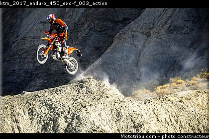 ktm_2017_enduro_450_exc-f_003_action.jpg