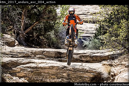 ktm_2017_enduro_exc_004_action.jpg