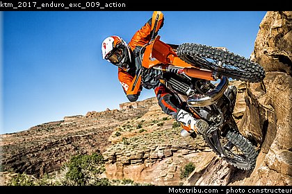 ktm_2017_enduro_exc_009_action.jpg