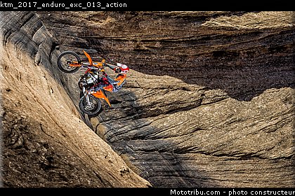 ktm_2017_enduro_exc_013_action.jpg