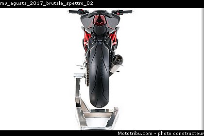 mv_agusta_2017_brutale_spettro_02.jpg
