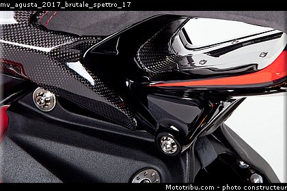 mv_agusta_2017_brutale_spettro_17.jpg