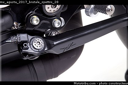 mv_agusta_2017_brutale_spettro_28.jpg