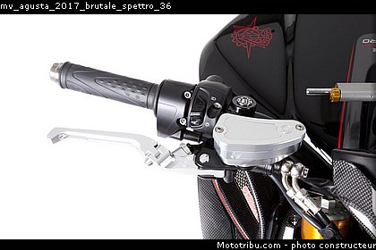mv_agusta_2017_brutale_spettro_36.jpg