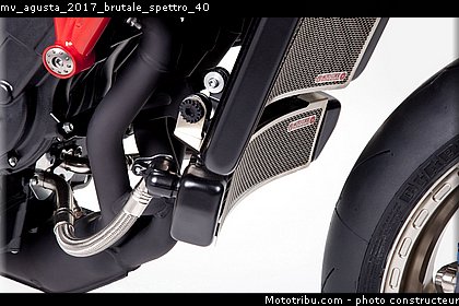 mv_agusta_2017_brutale_spettro_40.jpg