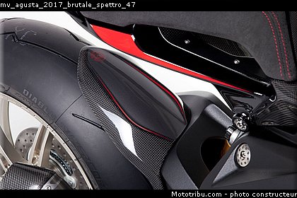 mv_agusta_2017_brutale_spettro_47.jpg
