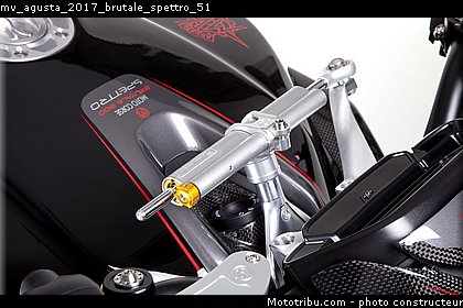mv_agusta_2017_brutale_spettro_51.jpg