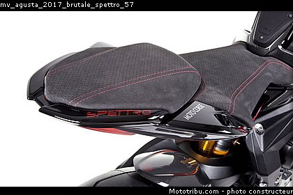 mv_agusta_2017_brutale_spettro_57.jpg