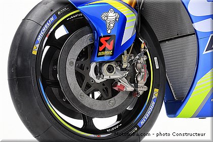motogp_2017_suzuki_gsx_rr_023.jpg