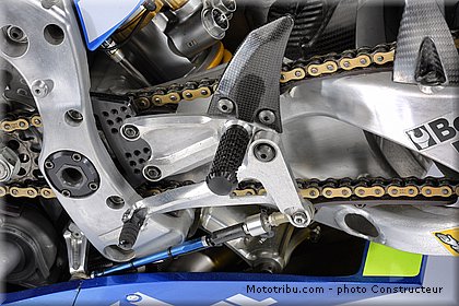 motogp_2017_suzuki_gsx_rr_024.jpg