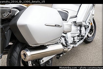 yamaha_2016_fjr_1300_details_15.jpg