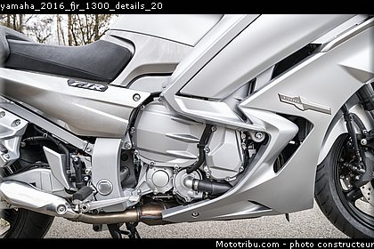 yamaha_2016_fjr_1300_details_20.jpg