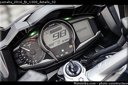 yamaha_2016_fjr_1300_details_32.jpg