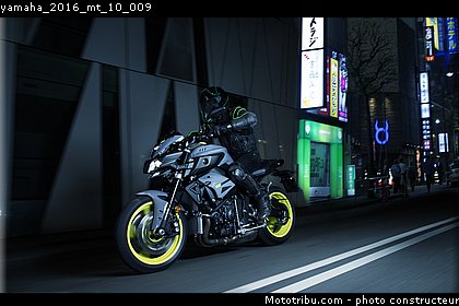 yamaha_2016_mt_10_009.jpg