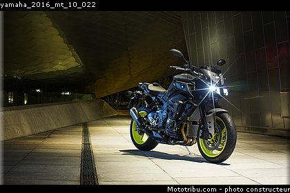 yamaha_2016_mt_10_022.jpg