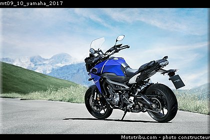 mt09_10_yamaha_2017.jpg