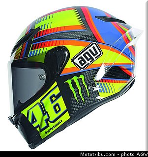 soleluna_5_casque_valentino_rossi_agv.jpg