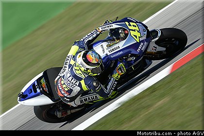 wish_1_casque_valentino_rossi_agv.jpg