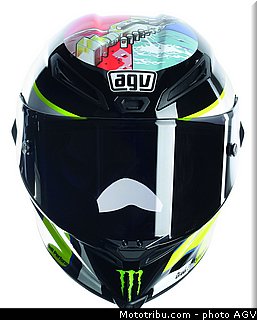 wish_3_casque_valentino_rossi_agv.jpg