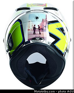 wish_5_casque_valentino_rossi_agv.jpg